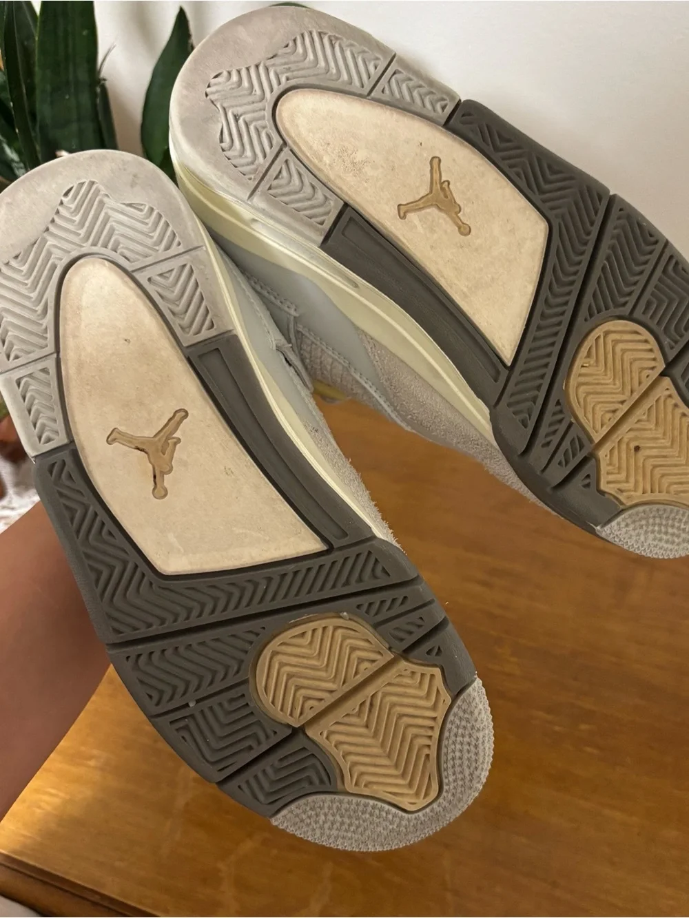 Jordan 4 Retro SE Craft Photon Dust Grey